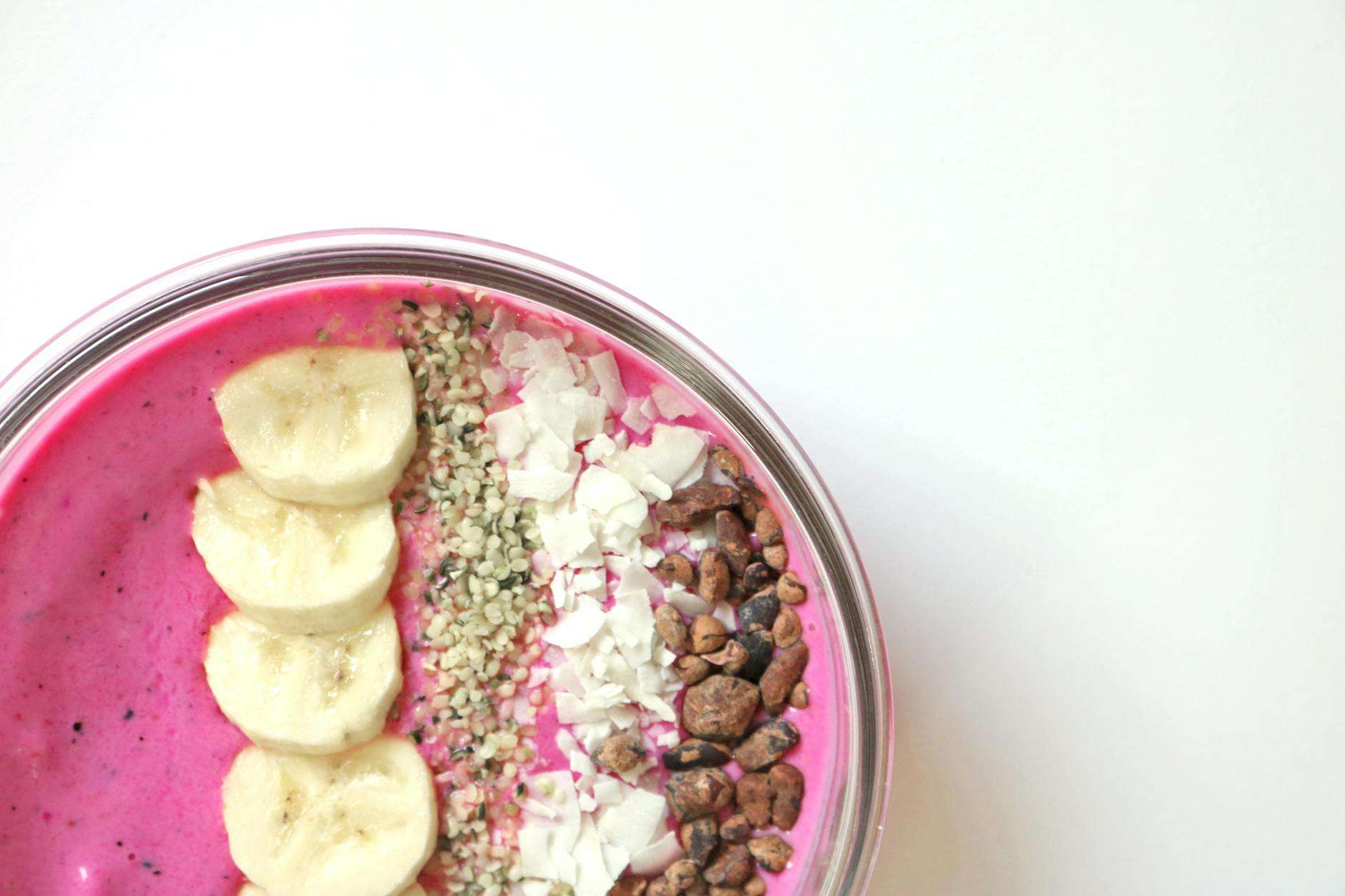 https://www.pexels.com/photo/banana-slices-on-a-plate-2179942/